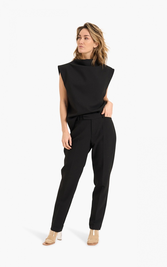 Top- Aimée the label