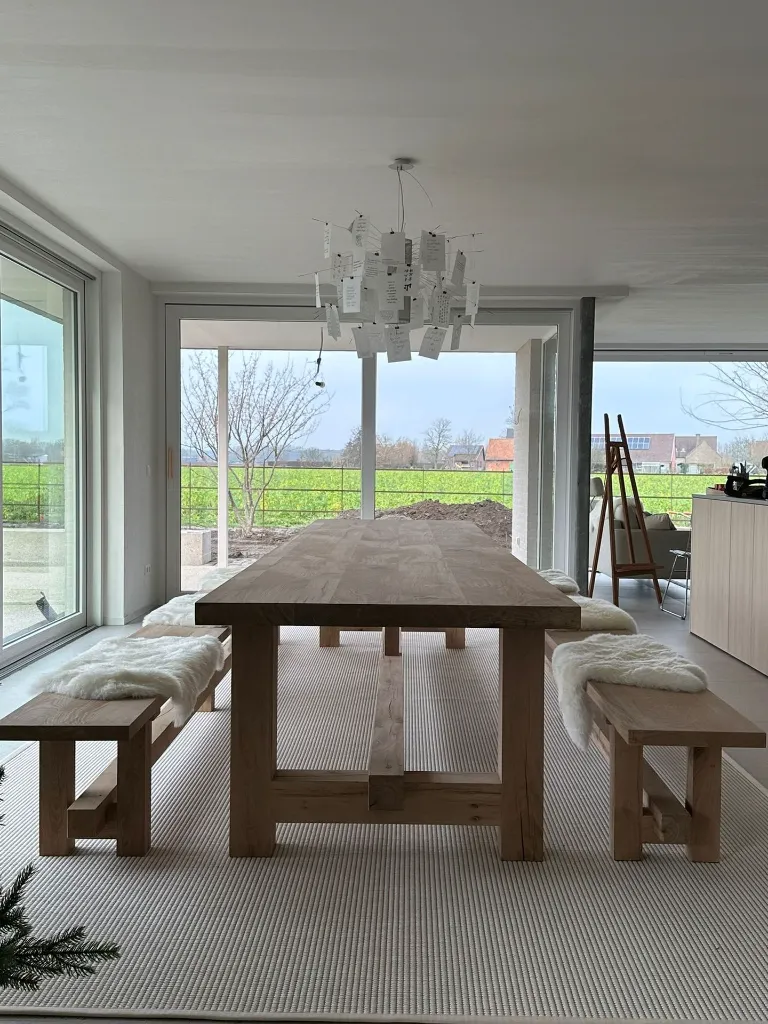 klooster tafel.webp