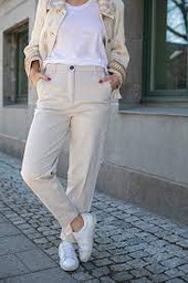 Broek  - Five Units